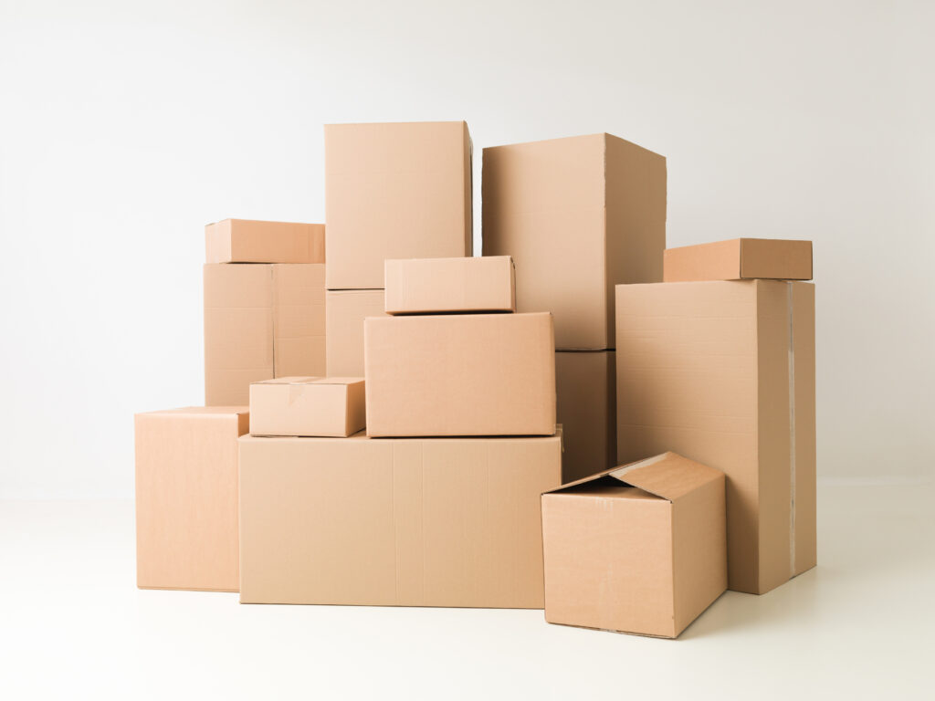 Vi har kartonger og emballasje for transport eller innpakning av varer i alle former og størrelser